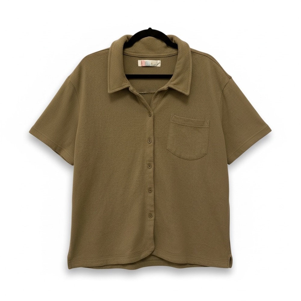 Casual Short-Sleeve Button-Down Shirt in Olive Brown